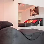 Loveroom Avec Balneo Privative Appartement Flemalle-Grande