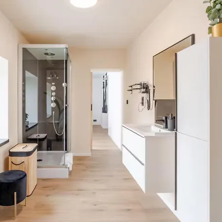 Lägenhet Loveroom Avec Balneo Privative *