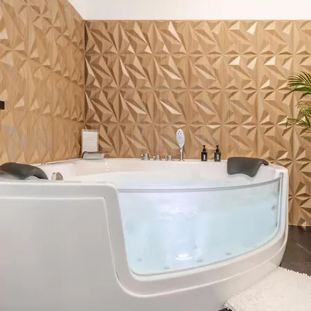Loveroom Avec Balneo Privative